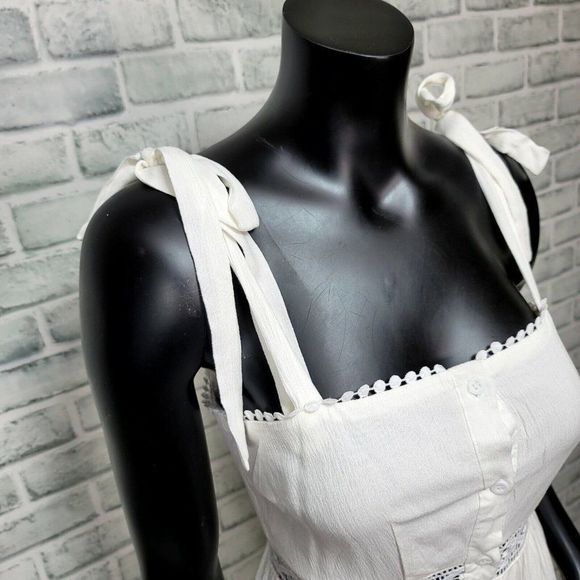 Shareen Collections Womens 8 White Gauze Knit Cutout Tie Strap Button Dress - Picture 4 of 11